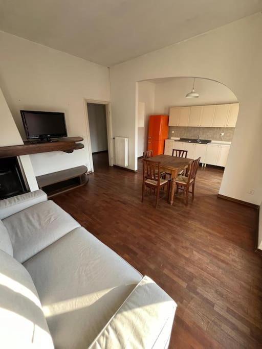 Appartamento Marco Polo เวียเรจโจ ภายนอก รูปภาพ